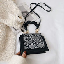 Cargar imagen en el visor de la galería, High Quality Pu Leather Luxury Handbag/Shoulder Bag